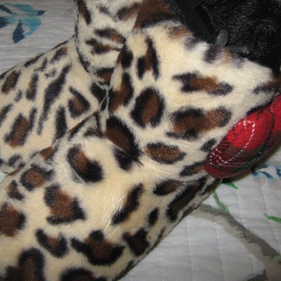 NWT Small Betsey Johnson Slippers and NWT Small Nicole Miller Gown - Picture 12 of 14